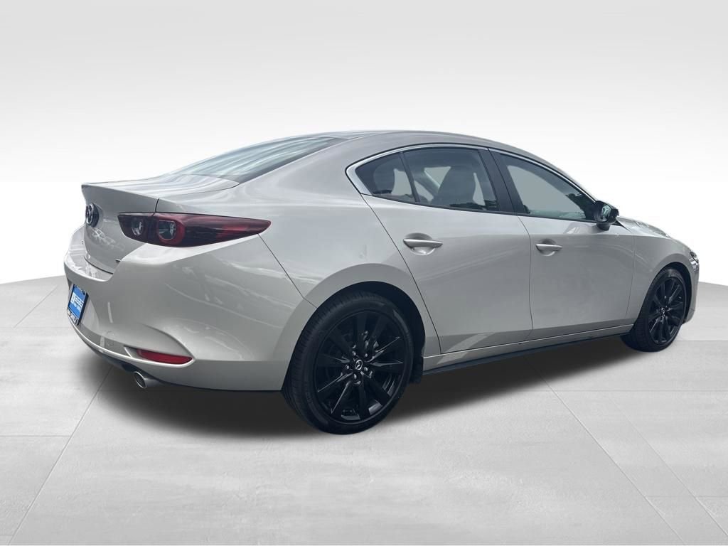 Used 2024 MAZDA MAZDA3 s FWD image 11