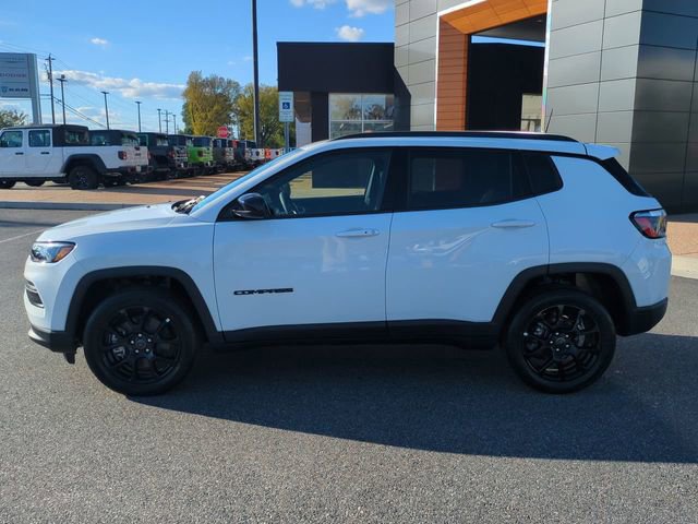 New 2026 Jeep Compass Latitude w/ Quick Order Package 29K AWD/4WD image 7