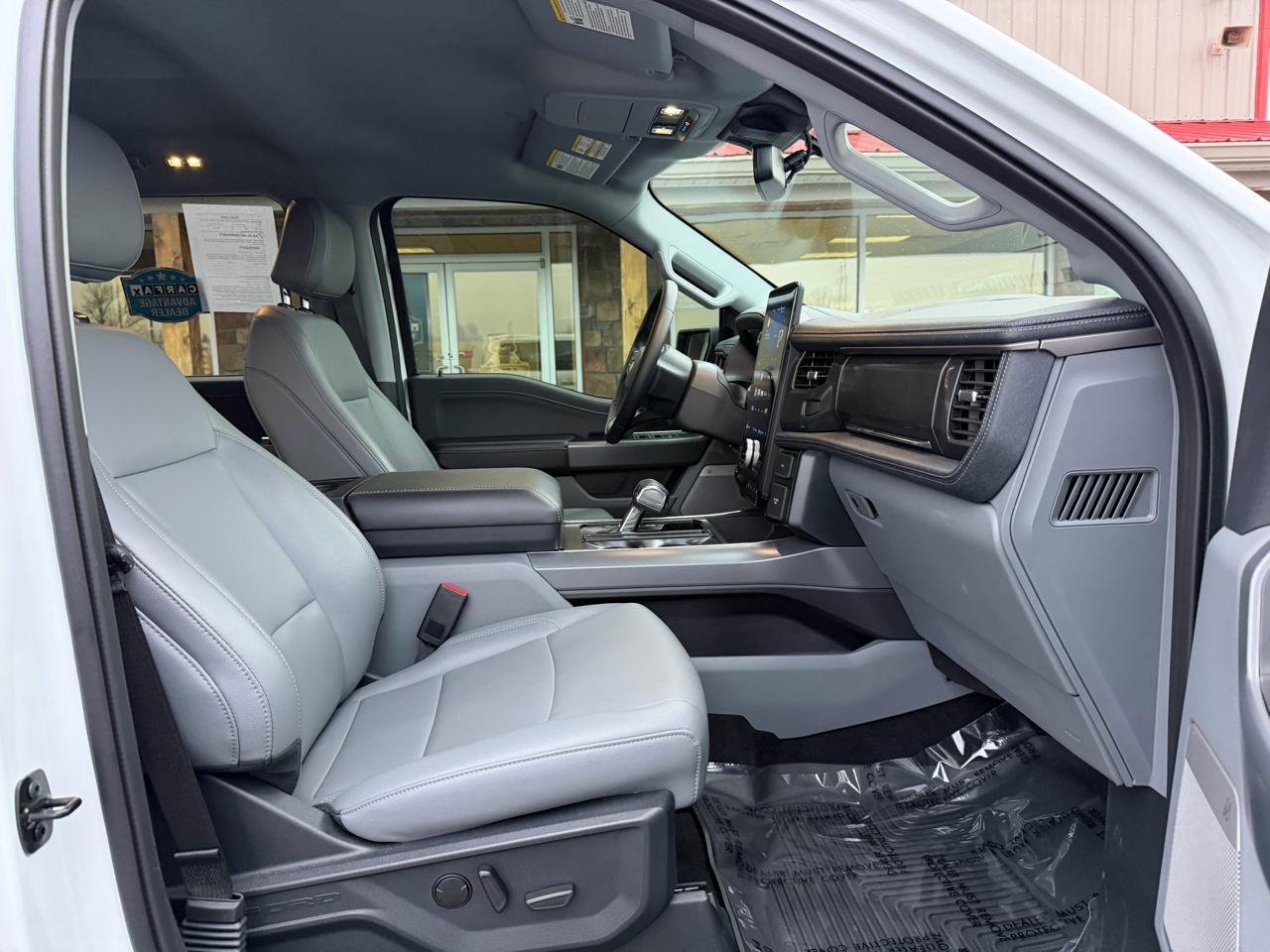 Used 2025 Ford F150 Lightning Flash image 22