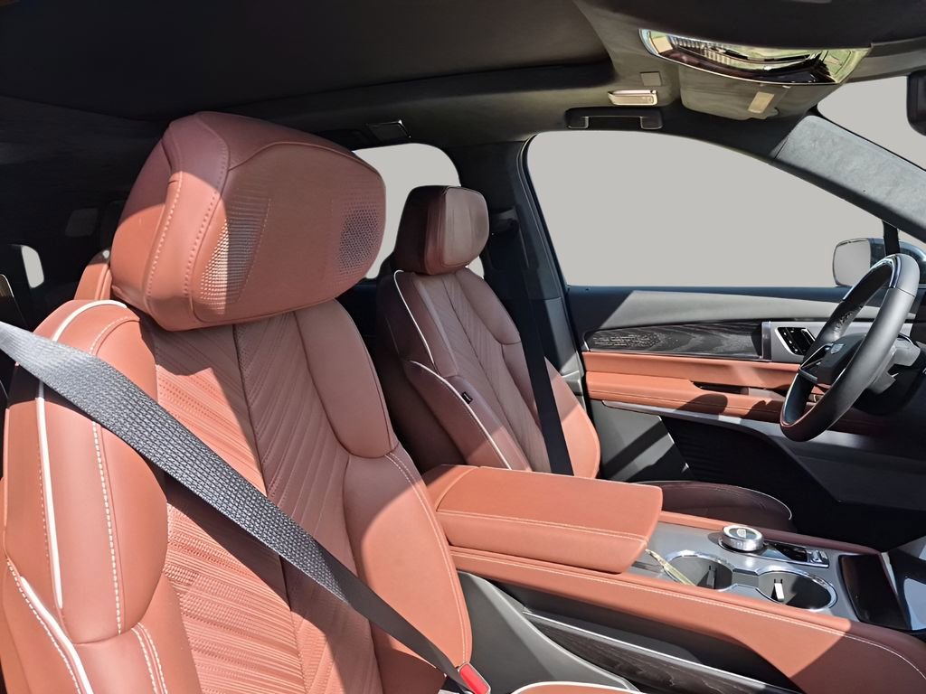 New 2026 Cadillac Vistiq Platinum w/ LPO, Floor Liner Package image 15