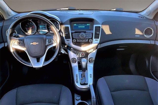 Used 2014 Chevrolet Cruze LT image 7