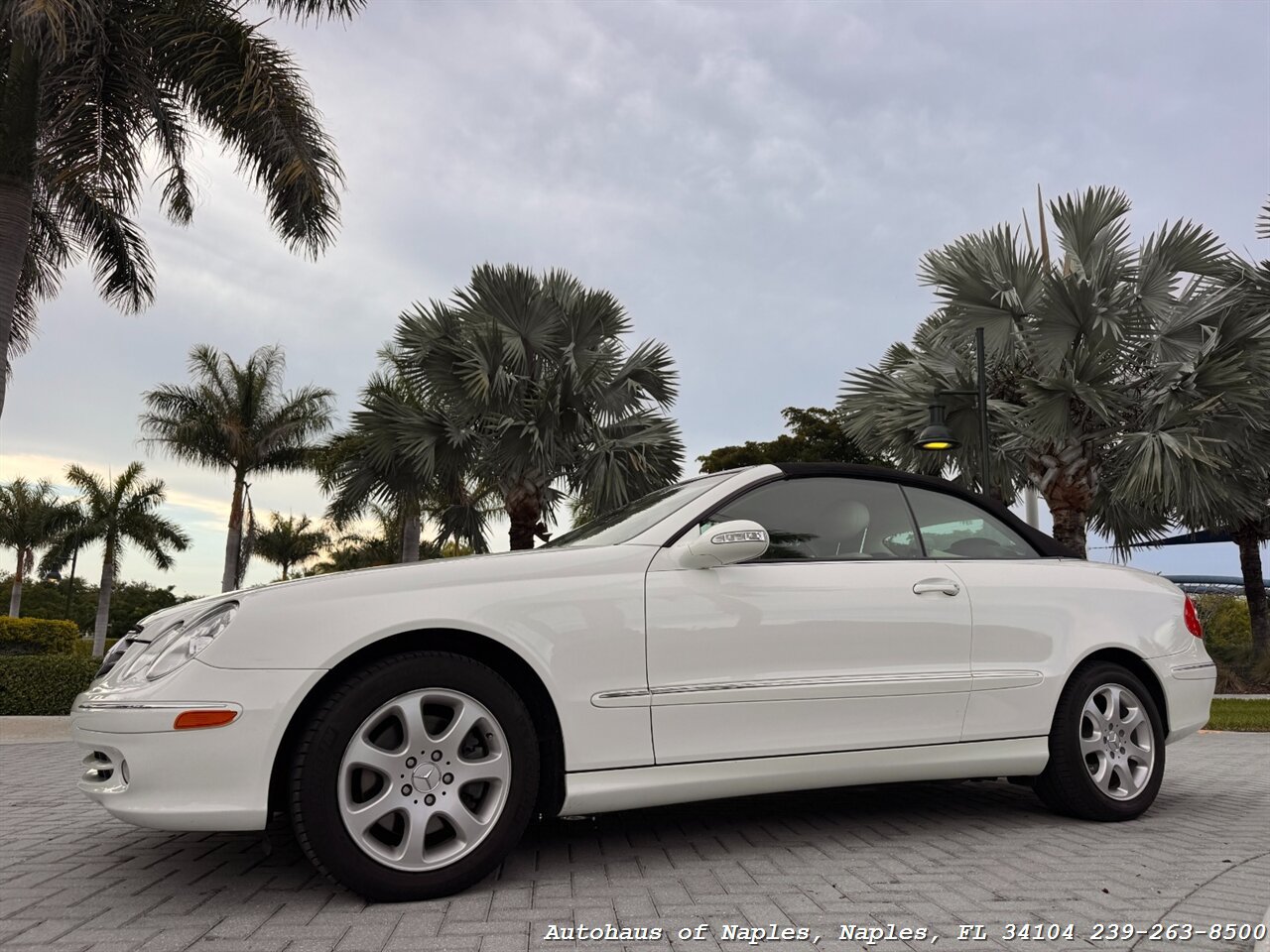 Used 2004 Mercedes-Benz CLK 320 Cabriolet image 10