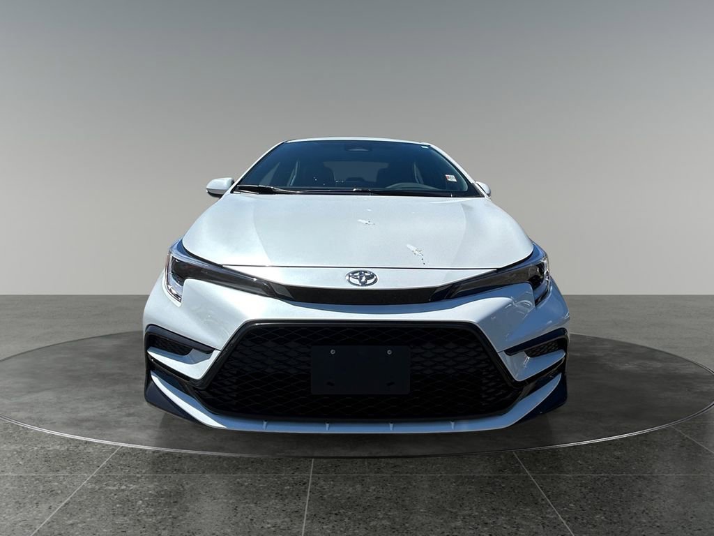 Used 2025 Toyota Corolla SE FWD image 3