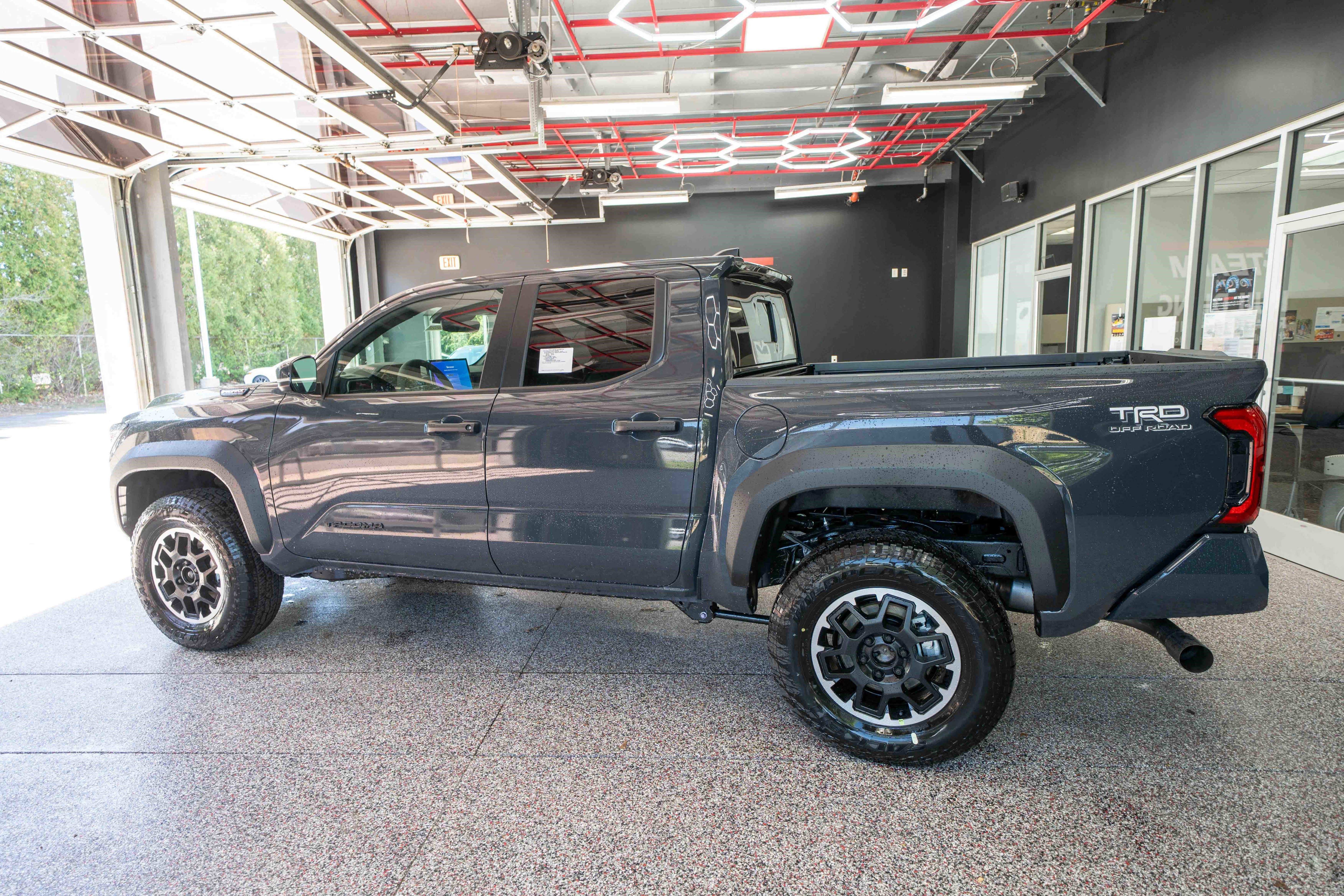 New 2026 Toyota Tacoma TRD Off-Road w/ TRD Off Road Upgrade Package AWD/4WD image 2