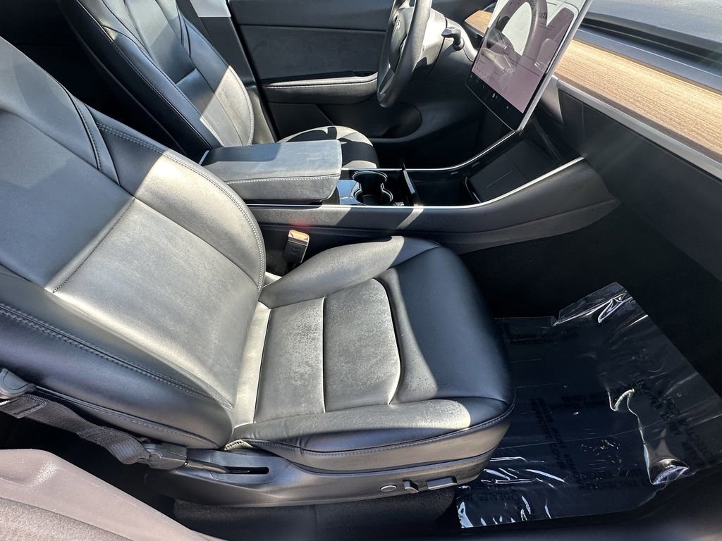 Used 2021 Tesla Model Y Long Range image 15