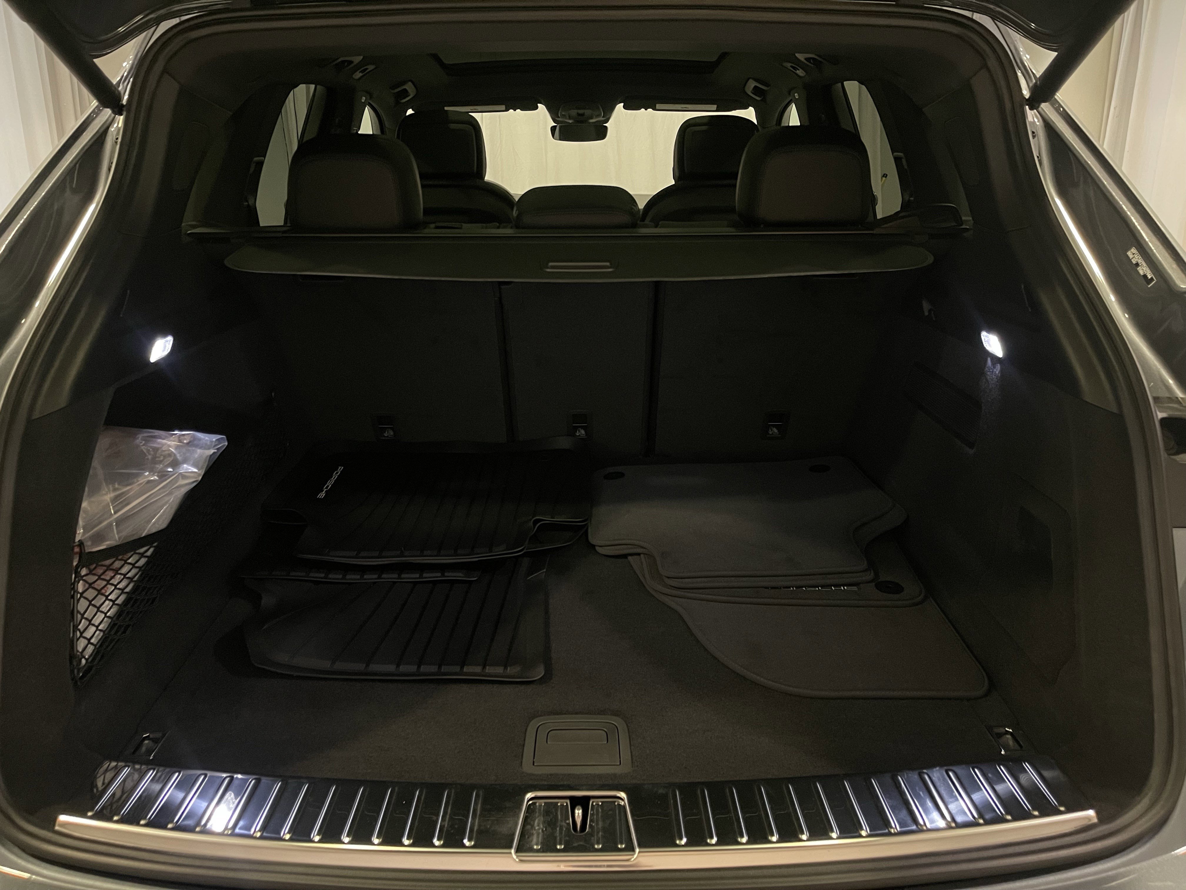 Used 2026 Porsche Cayenne image 27