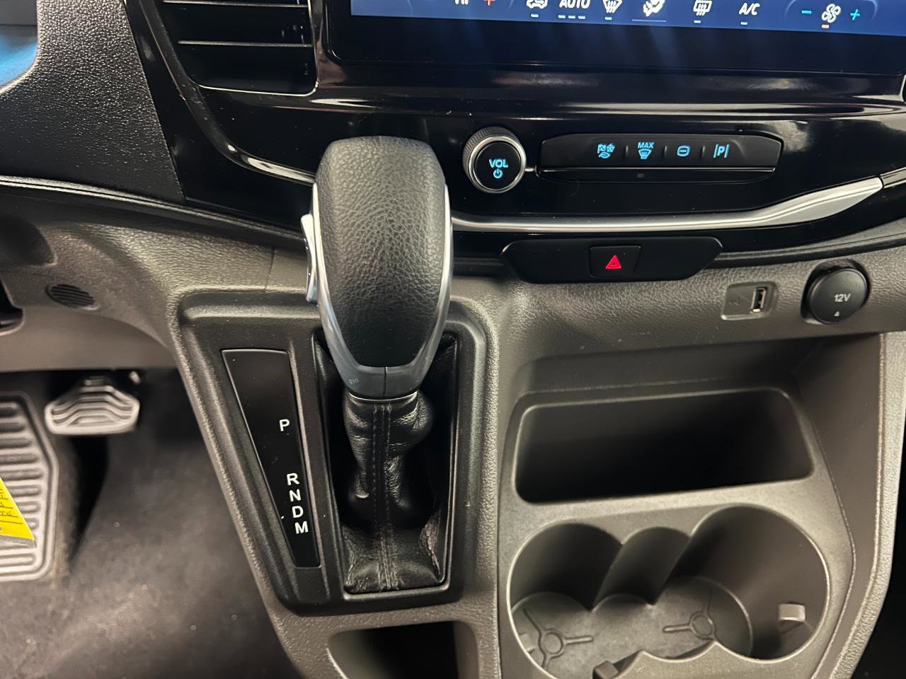 Used 2024 Ford Transit 350 XLT image 39