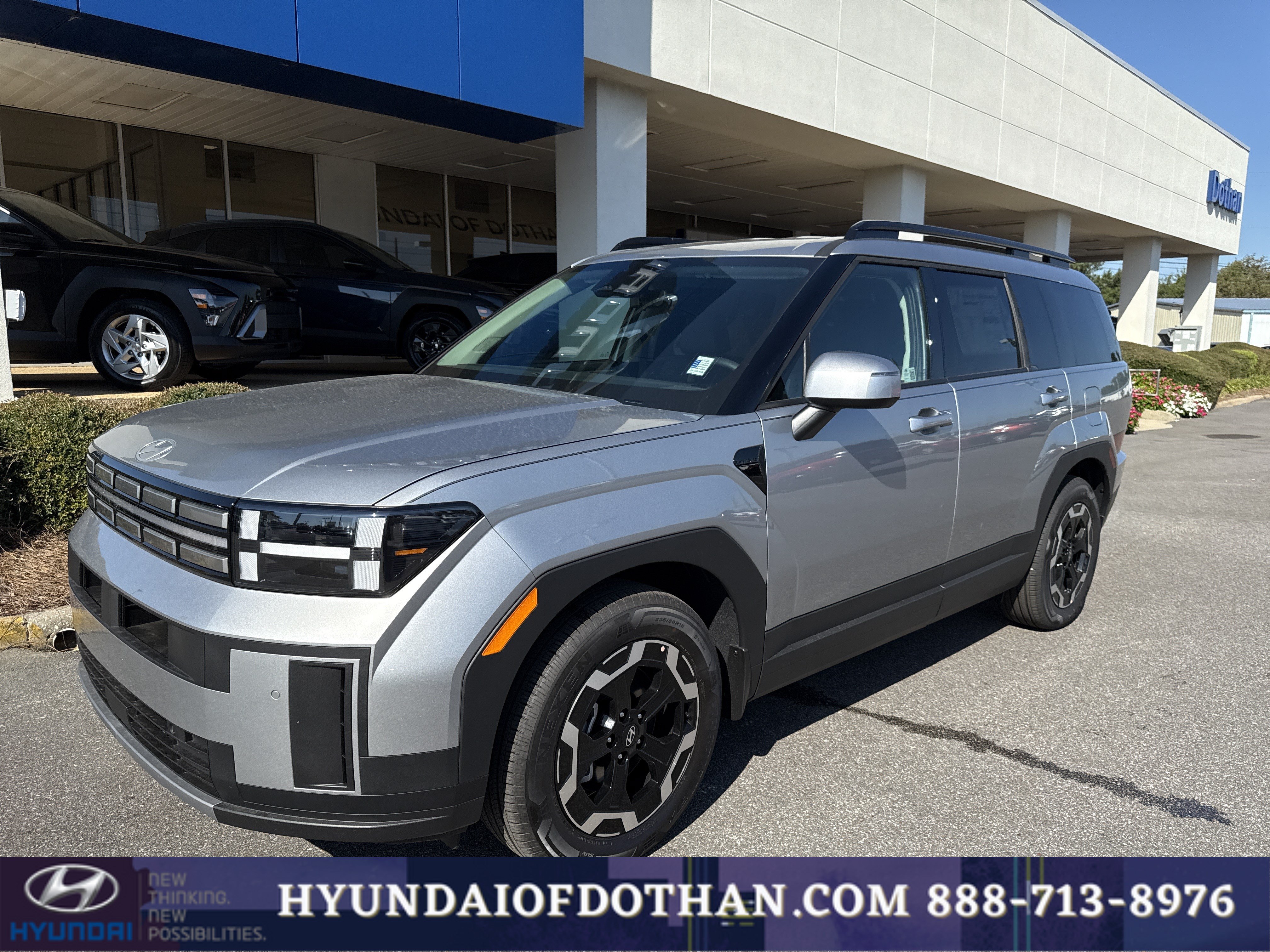 Used 2026 Hyundai Santa Fe SEL FWD image 1