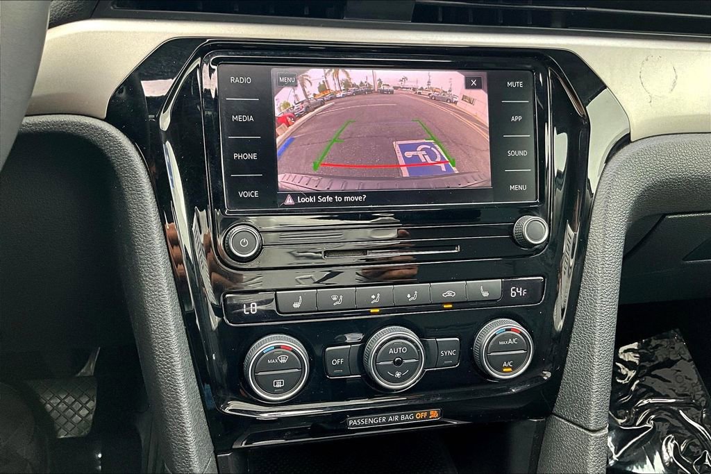 Used 2021 Volkswagen Passat 2.0T SE image 12