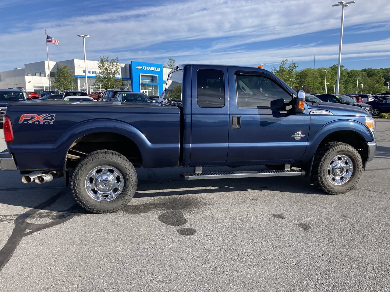 Used 2016 Ford F350 XLT w/ XLT Premium Package AWD/4WD image 8