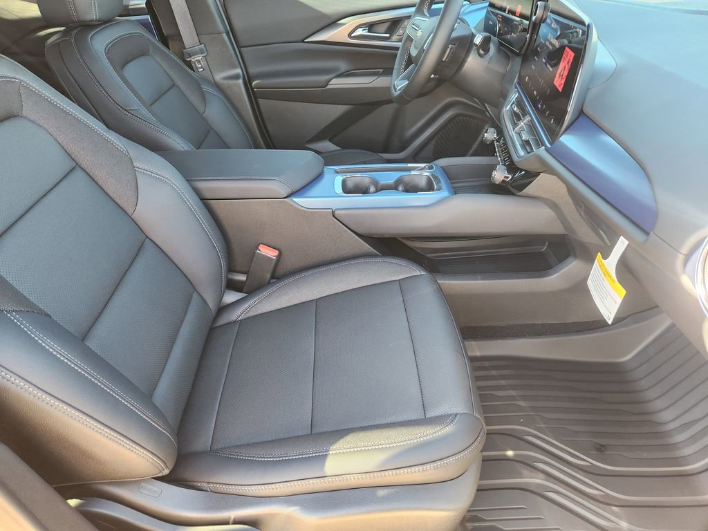 New 2026 Chevrolet Equinox EV LT image 10