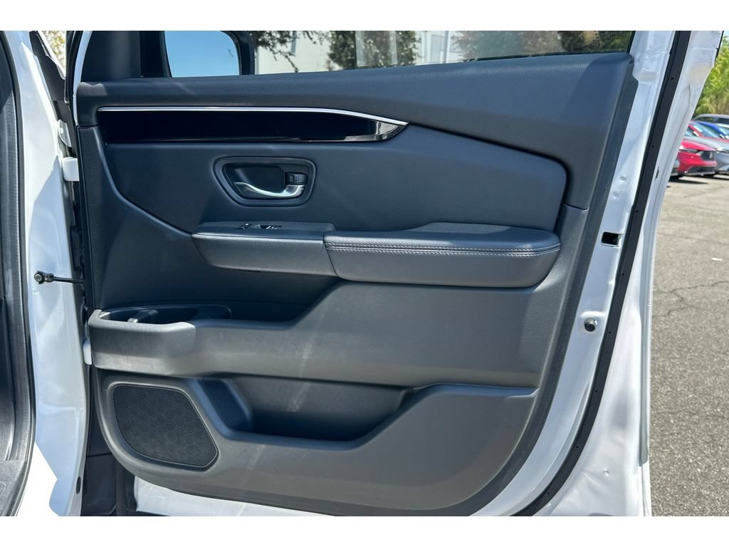 Certified 2025 Honda Pilot Touring image 22
