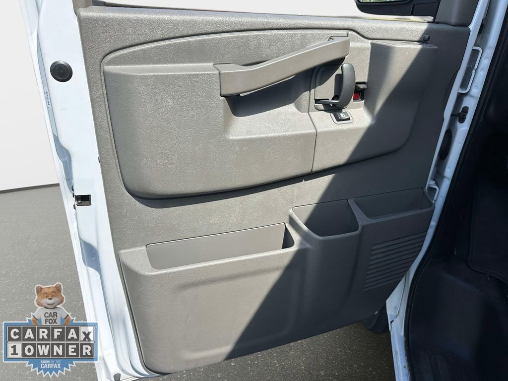 Used 2024 Chevrolet Express 3500 LT w/ LT Preferred Equipment Group RWD image 18