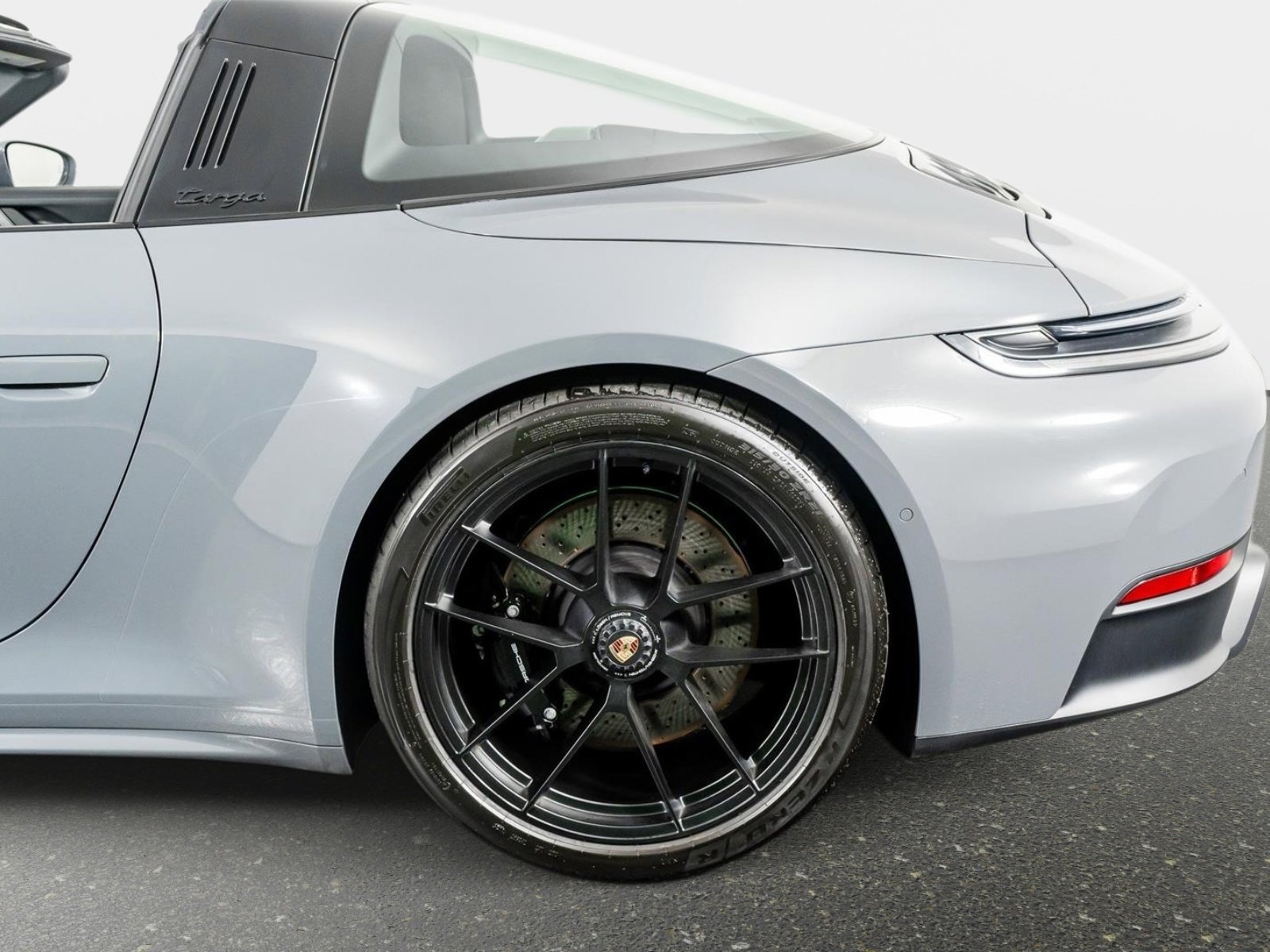 Used 2026 Porsche 911 Targa 4 GTS image 18