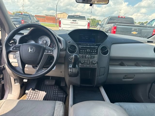 Used 2015 Honda Pilot LX image 16