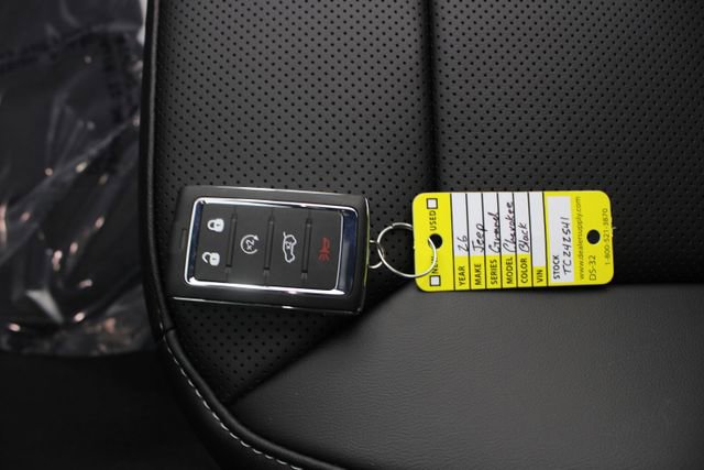 New 2026 Jeep Grand Cherokee Limited image 9