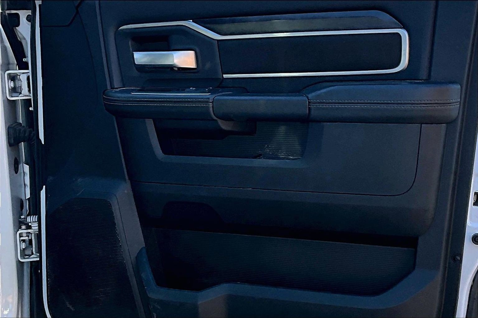 Used 2024 RAM 3500 Big Horn image 16