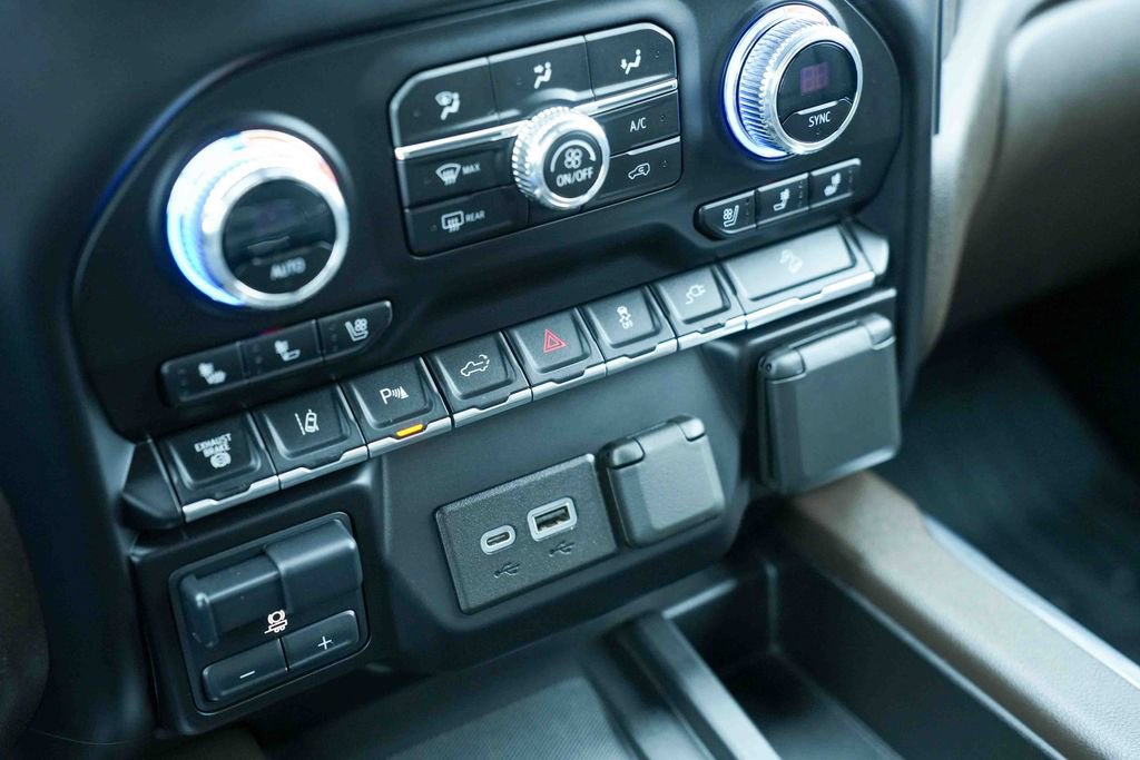 Used 2023 GMC Sierra 2500 Denali image 38