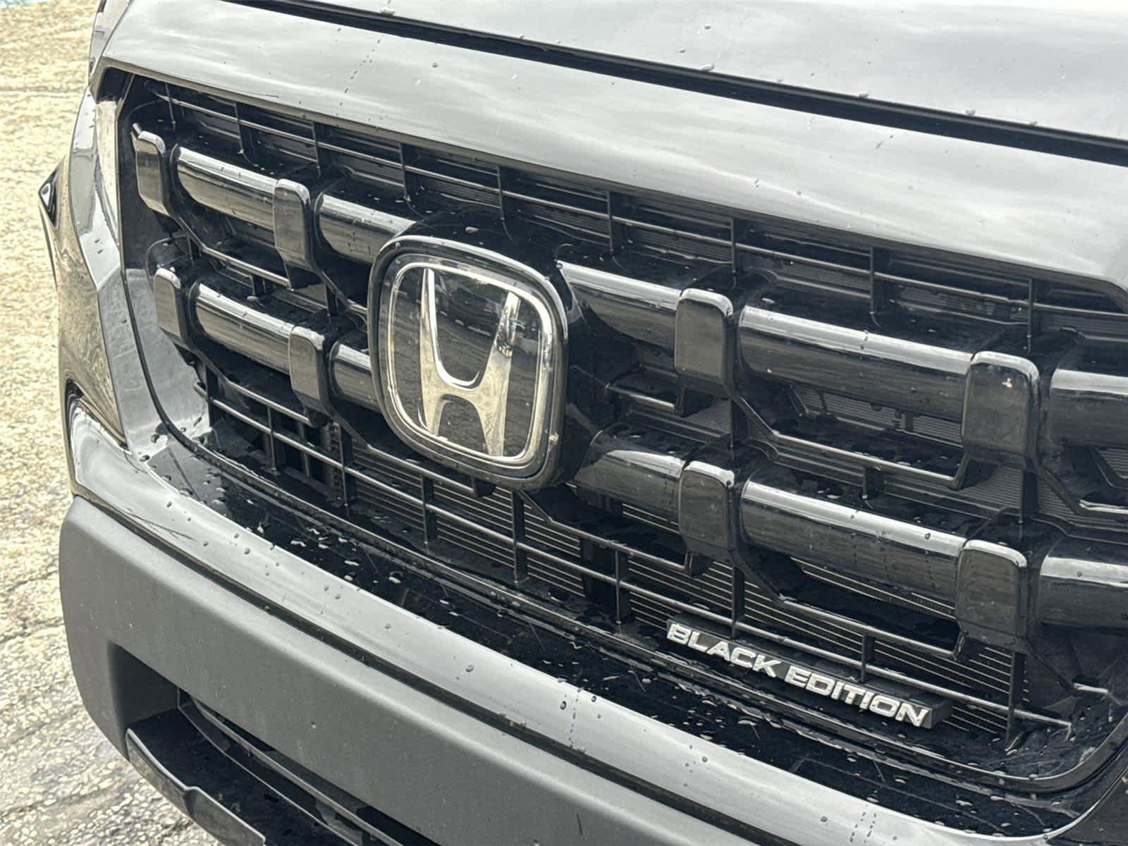 Used 2026 Honda Ridgeline Black Edition image 10