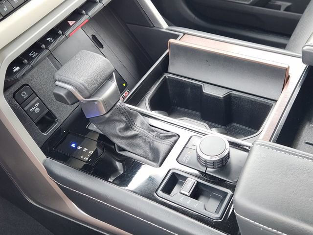 Used 2025 Toyota Sequoia Capstone image 15