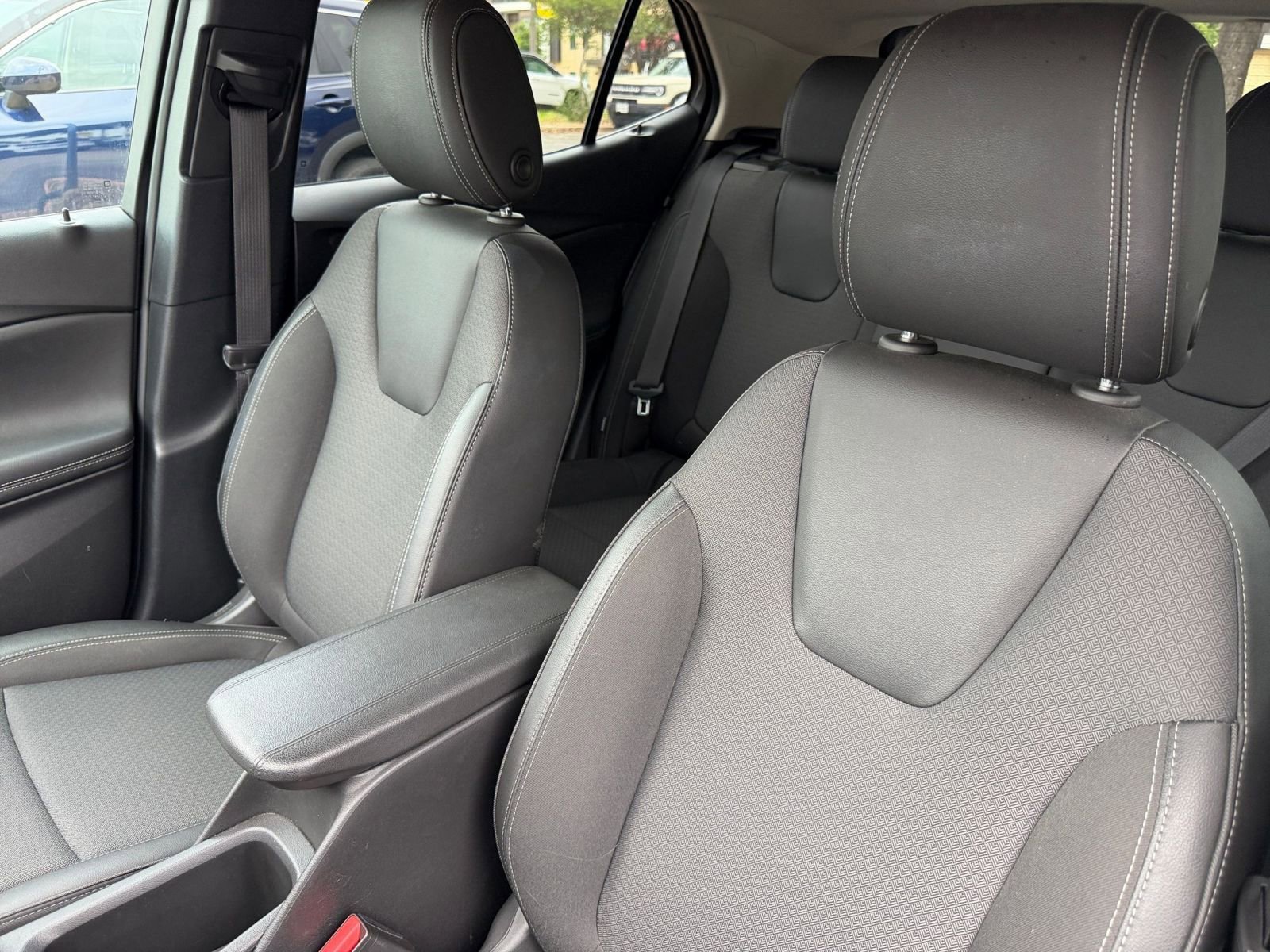 Used 2025 Buick Encore GX Preferred FWD image 35