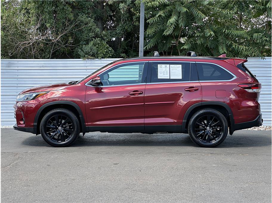 Used 2019 Toyota Highlander SE AWD/4WD image 13