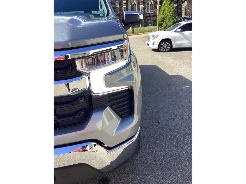 Used 2024 Chevrolet Silverado 1500 LT AWD/4WD image 27