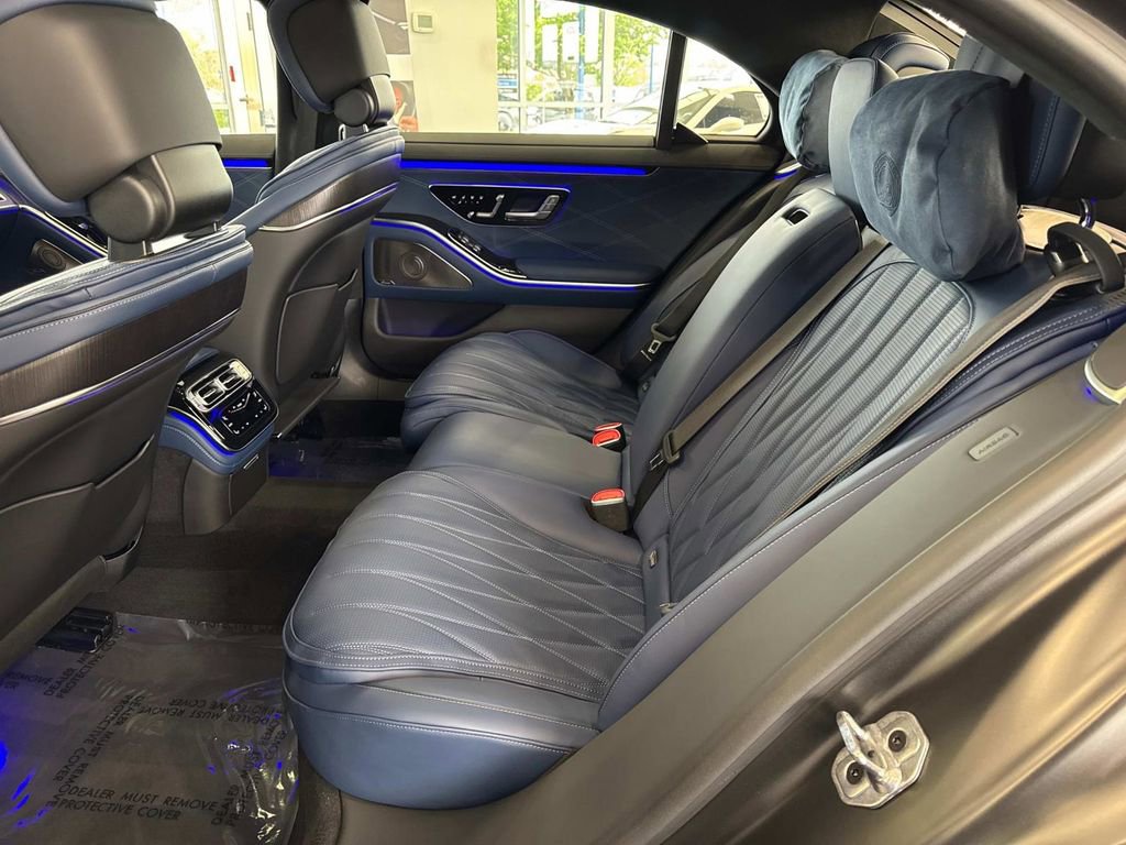 New 2025 Mercedes-Benz S 63 AMG S image 11