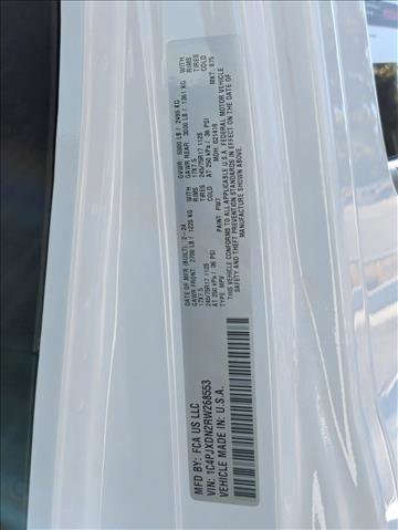 Used 2024 Jeep Wrangler Sport S image 24