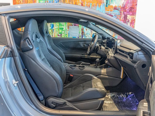 New 2025 Ford Mustang Dark Horse image 7