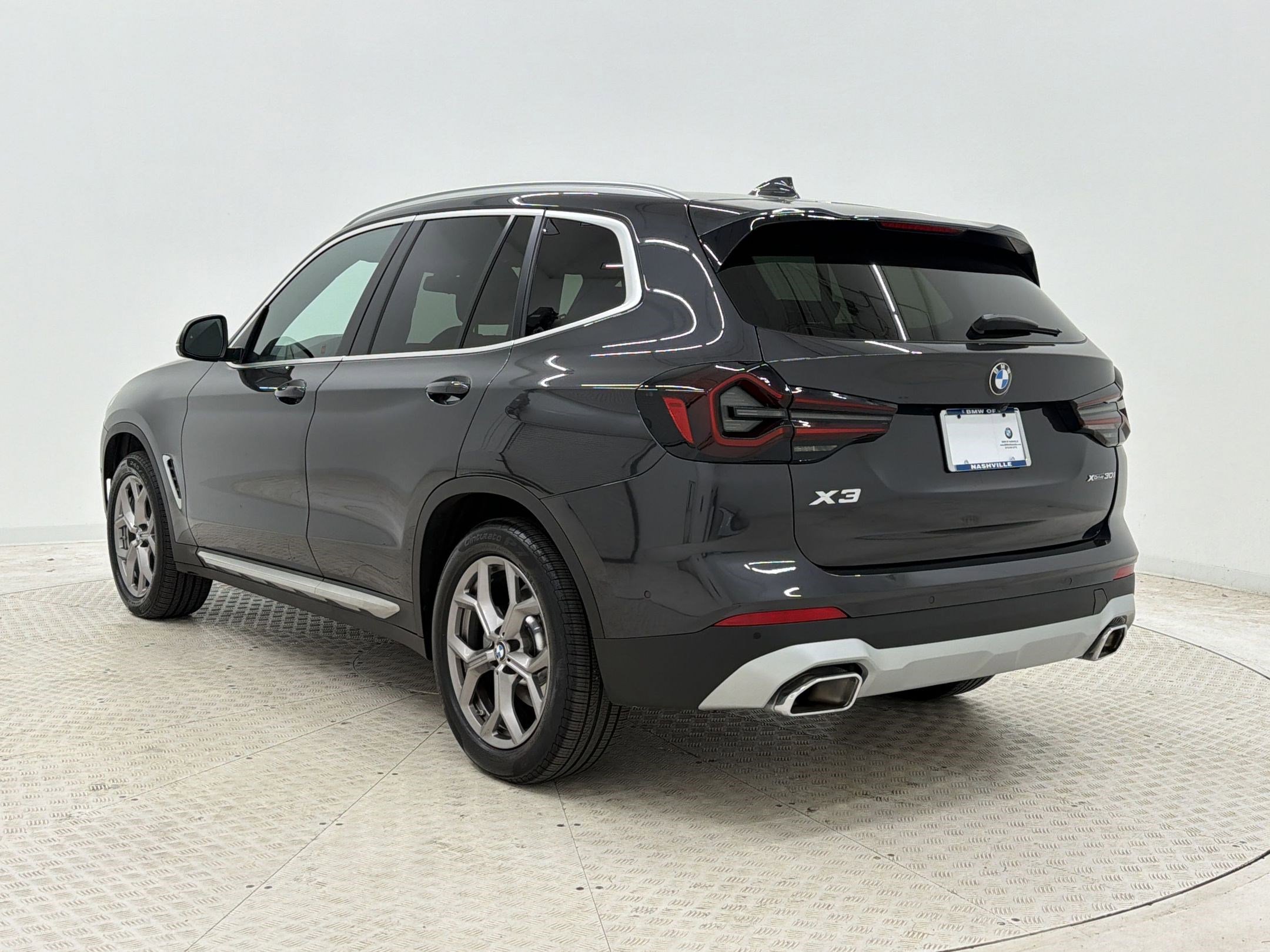 Certified 2024 BMW X3 xDrive30i w/ Convenience Package image 3