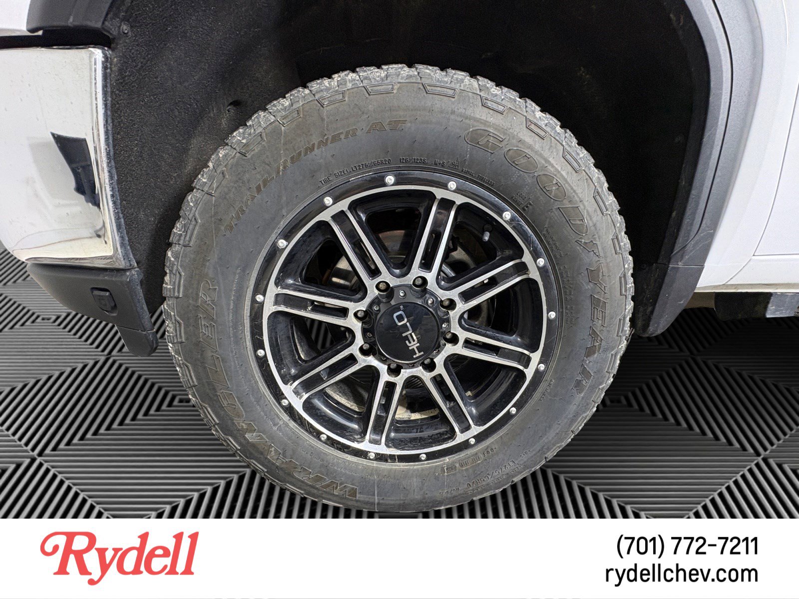 Used 2021 GMC Sierra 2500 SLT image 9