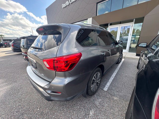 Used 2020 Nissan Pathfinder SV FWD image 4