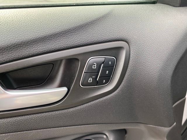 Used 2017 Ford Escape Titanium w/ Canadian Touring Package image 19