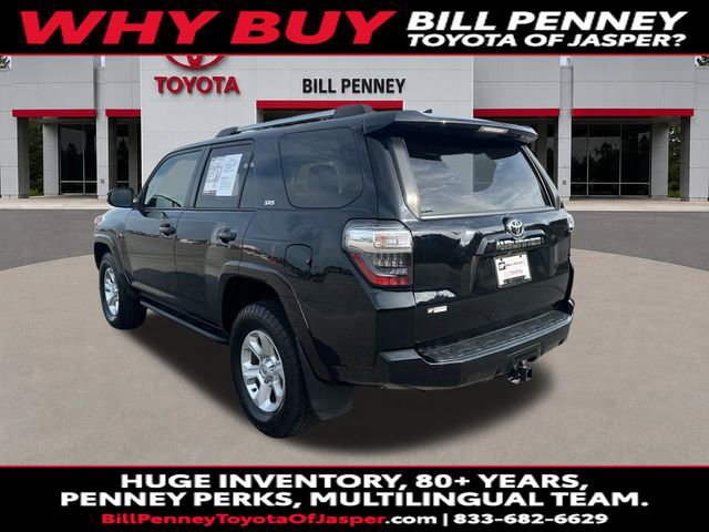 Used 2022 Toyota 4Runner SR5 Premium w/ Moonroof Package AWD/4WD image 3