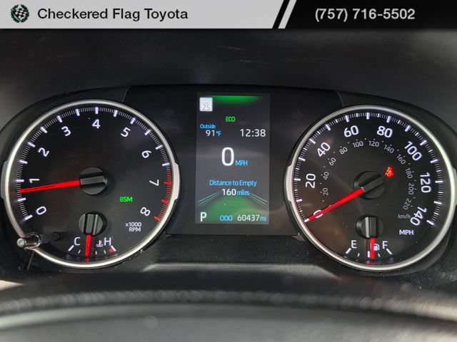 Used 2022 Toyota RAV4 XLE AWD/4WD image 18