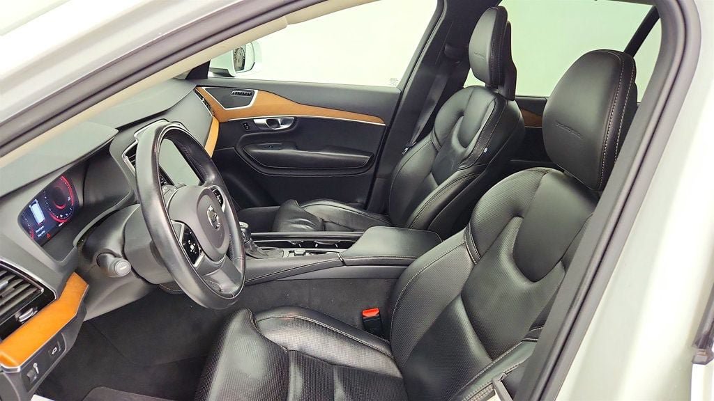 Used 2018 Volvo XC90 T6 Inscription w/ Convenience Package AWD/4WD image 20