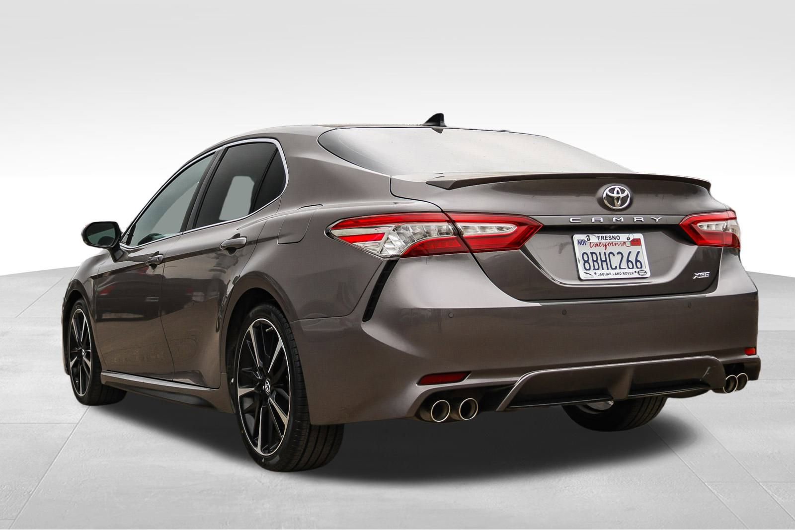 Used 2018 Toyota Camry XSE w/ Driver Assist Package image 7