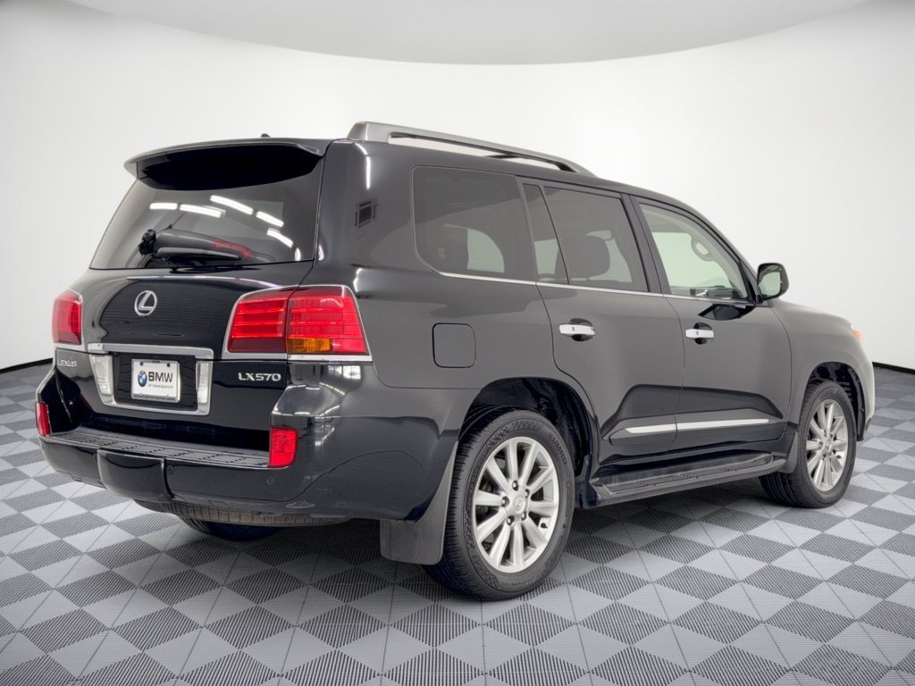 Used 2010 Lexus LX 570 4WD w/ Luxury Pkg image 9