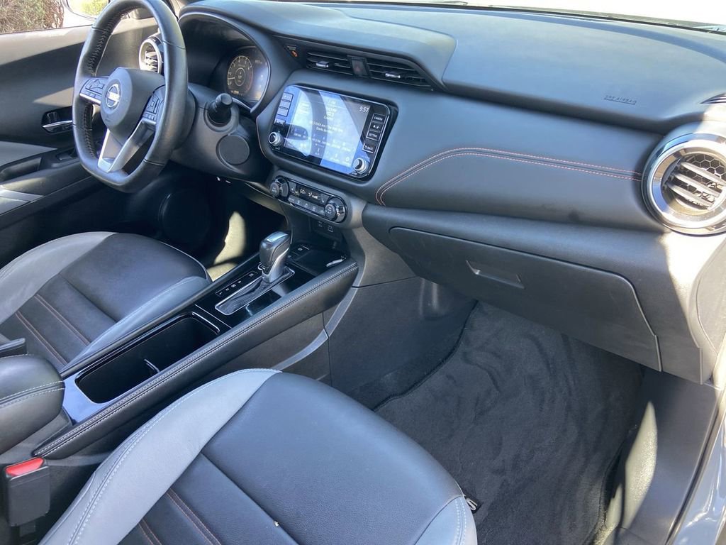 Used 2021 Nissan Kicks SR w/ SR Premium Package FWD image 24