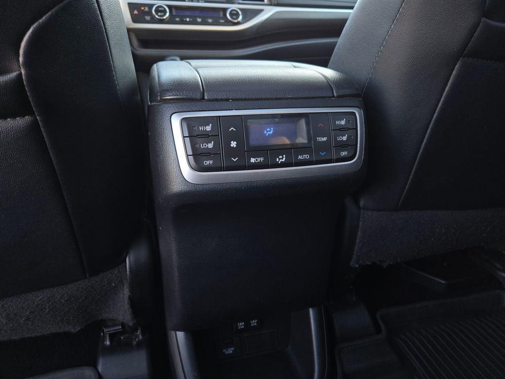 Used 2019 Toyota Highlander Limited Platinum image 27