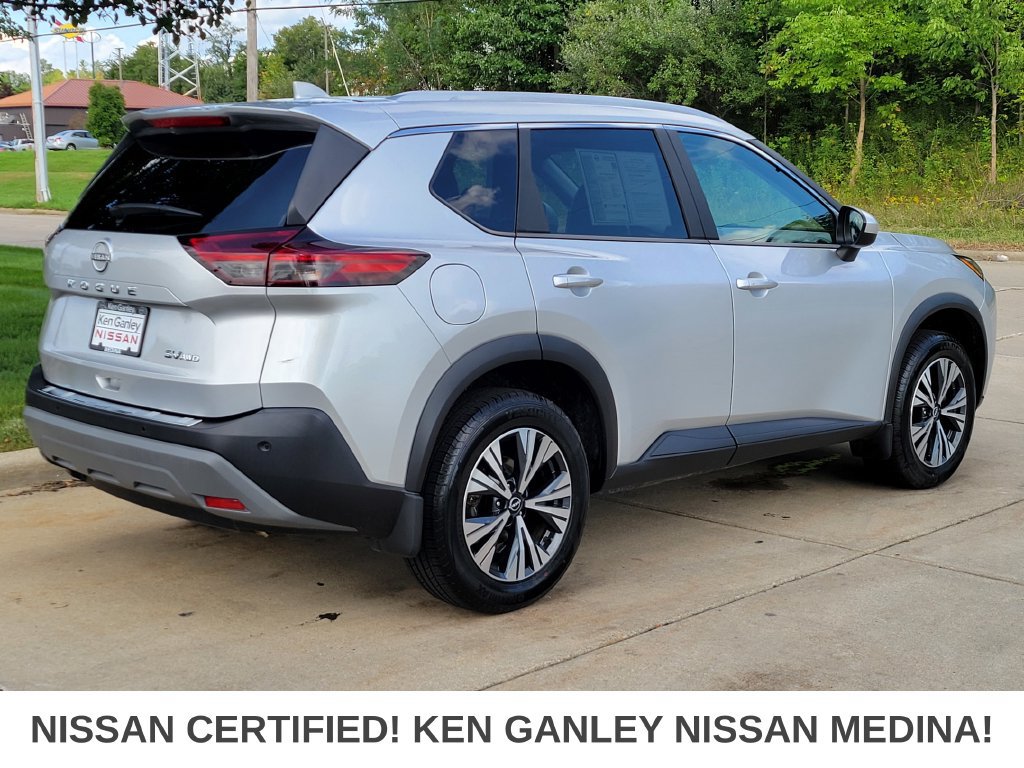 Certified 2023 Nissan Rogue SV w/ SV Premium B Package AWD/4WD image 3