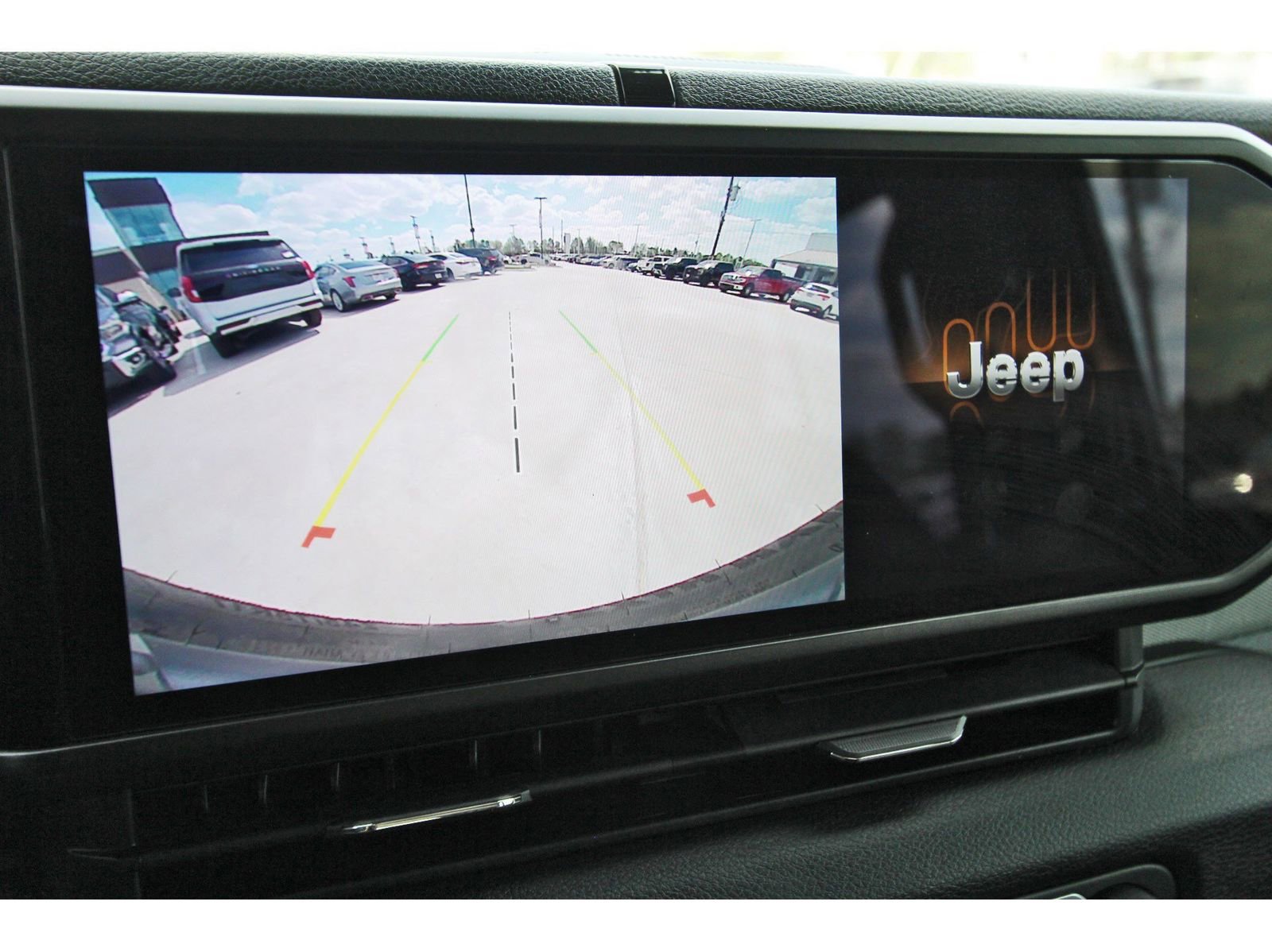 Used 2024 Jeep Wrangler Sport S image 24