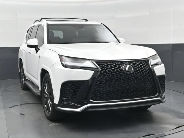Used 2023 Lexus LX 600 F Sport w/ Accessory Package (Z1) AWD/4WD image 36
