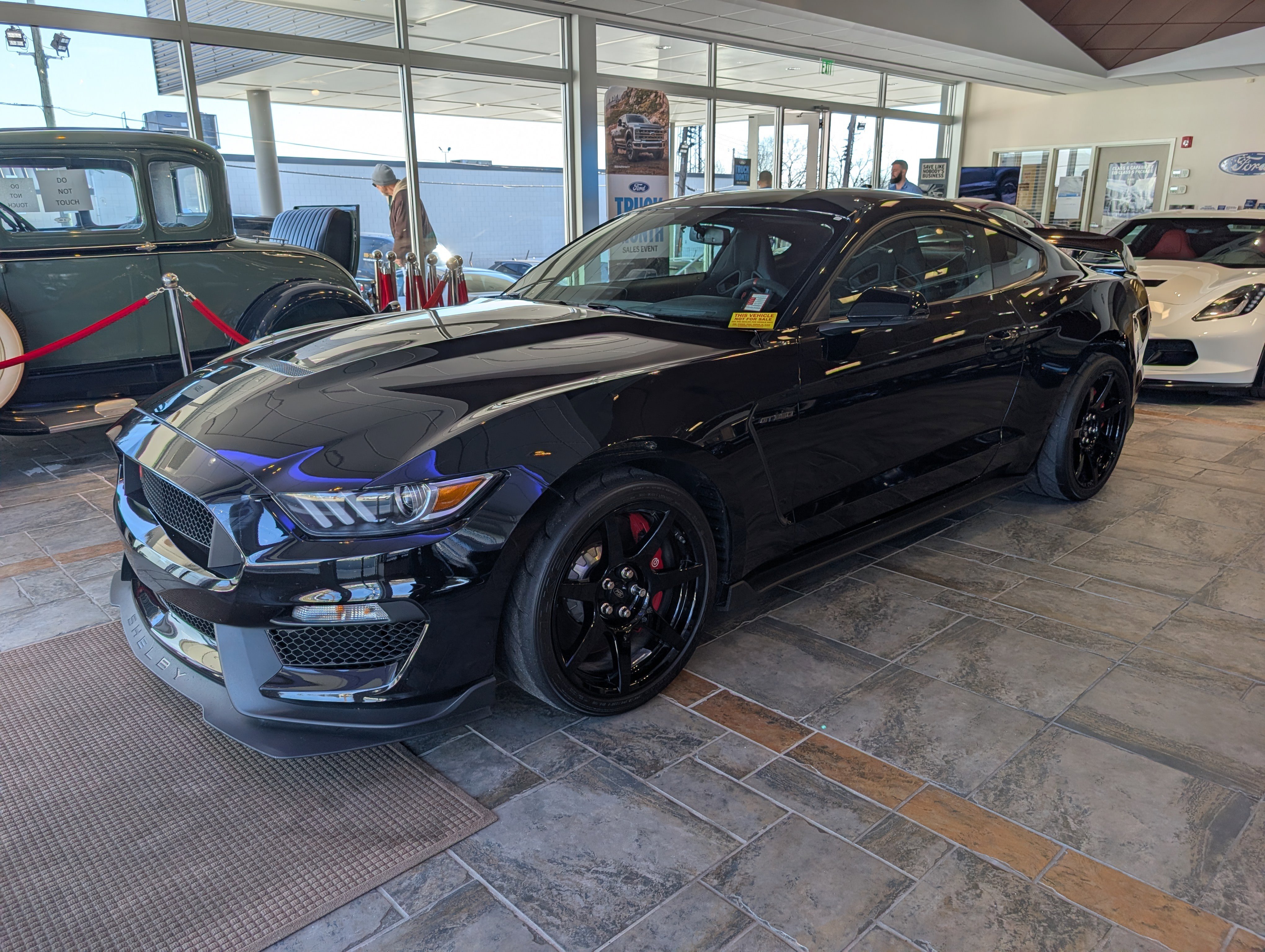 Certified 2020 Ford Mustang Shelby GT350R w/ GT350R Equipment Group 920A image 2