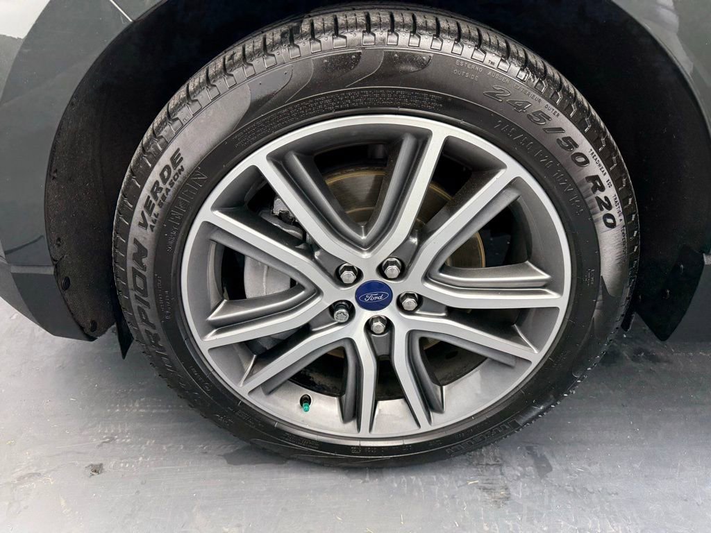 Used 2022 Ford Edge Titanium AWD/4WD image 21