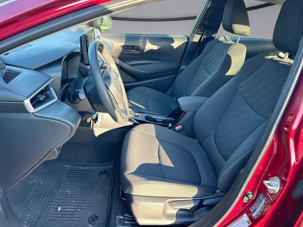 Used 2022 Toyota Corolla LE FWD image 11