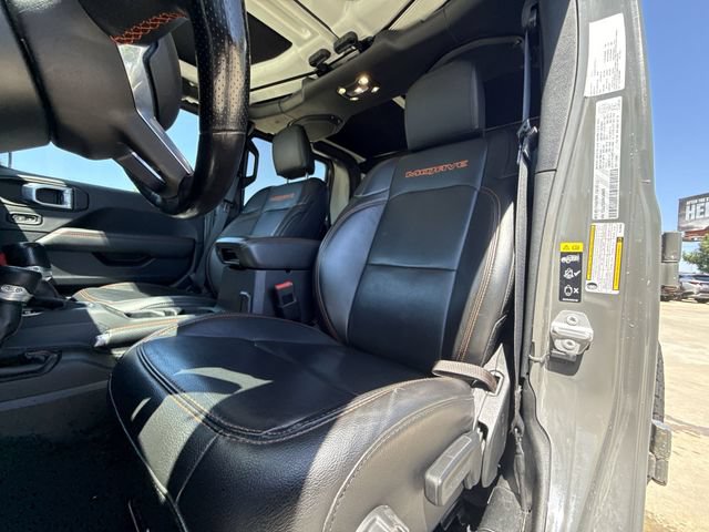 Used 2021 Jeep Gladiator Mojave w/ Dual Top Group AWD/4WD image 11