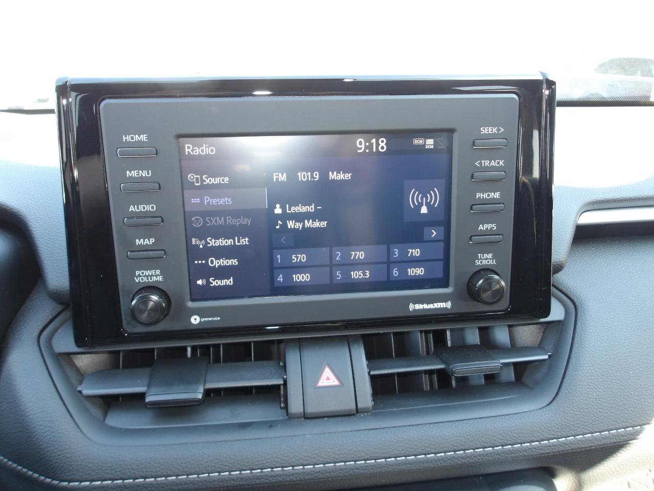 Used 2020 Toyota RAV4 LE w/ All Weather Liner Package AWD/4WD image 18