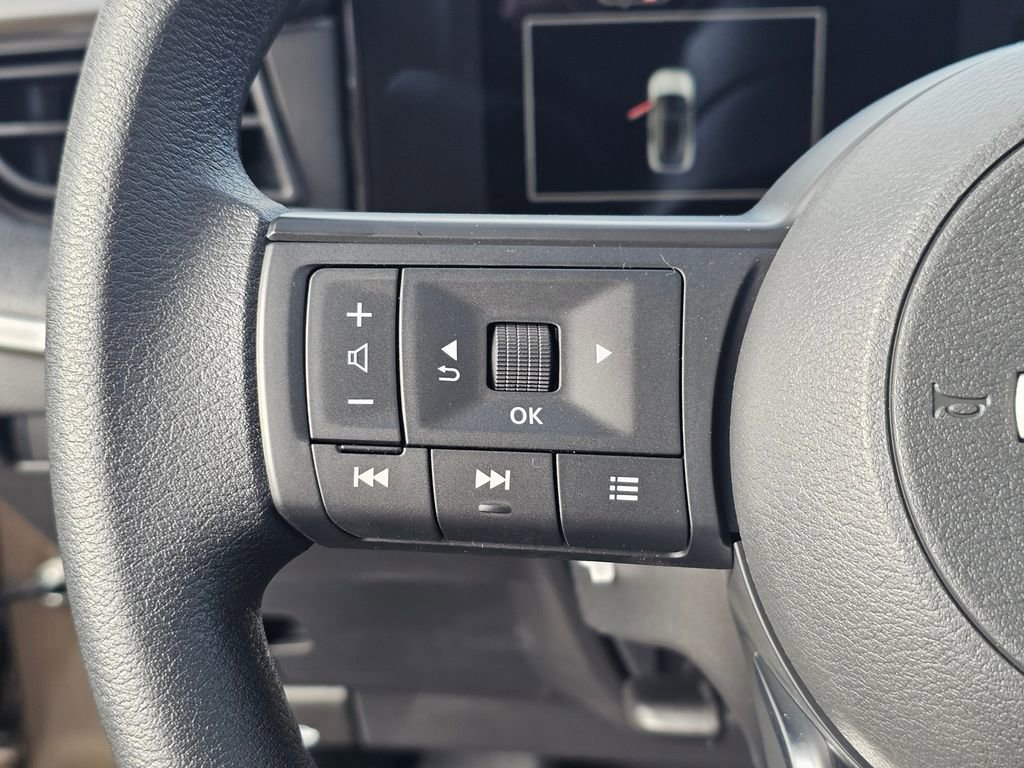 New 2026 Nissan Kicks SV w/ SV Premium Package image 35